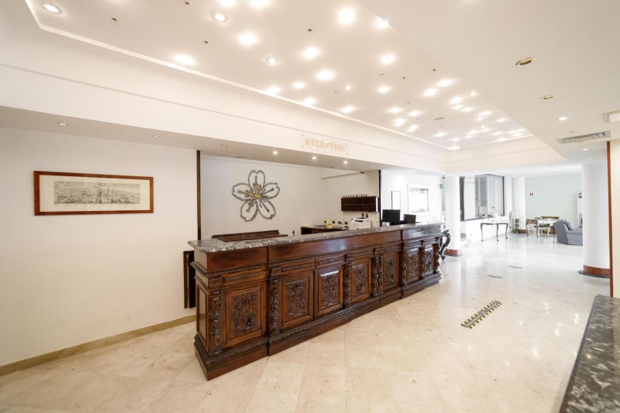 Hotel Sakura Торре-дель-Греко Екстер'єр фото