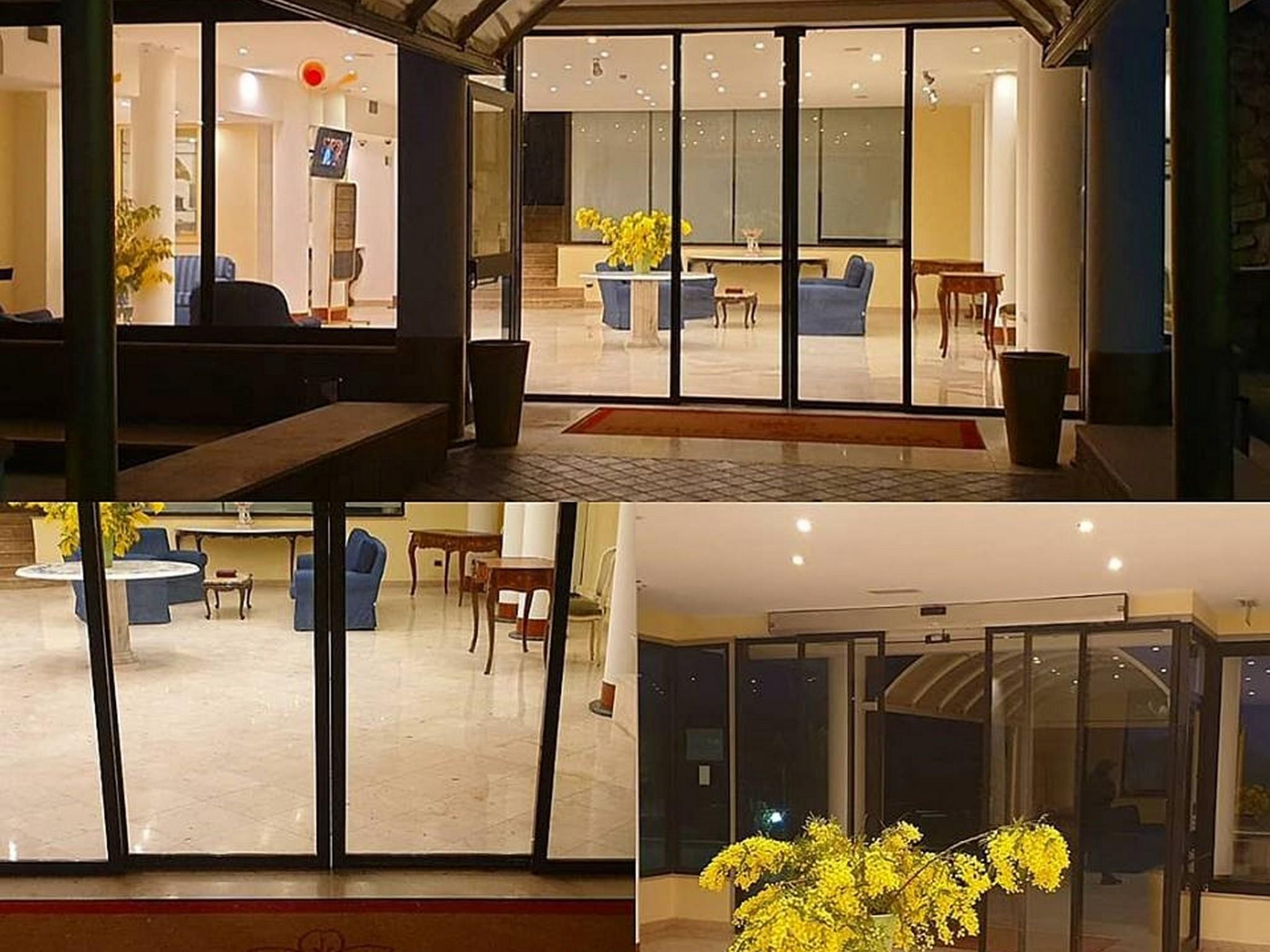 Hotel Sakura Торре-дель-Греко Екстер'єр фото